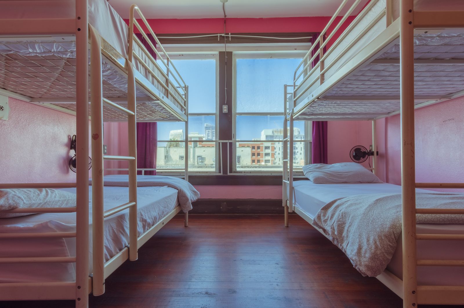 Female Dorms at Lucky D's Hostel San Diego
